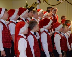 18 декабря 2017 года в Ахтмеской Школе Искусств состоялся ежегодный традиционный рождественский концерт.